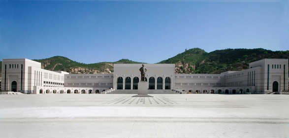 延安干部培訓教育基地-延安革命紀念館